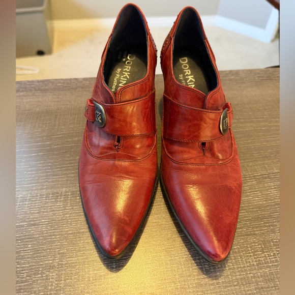 DORKING by Fluchos Red Leather Heeled Shoes with Studded Detail - Picture 4 of 7